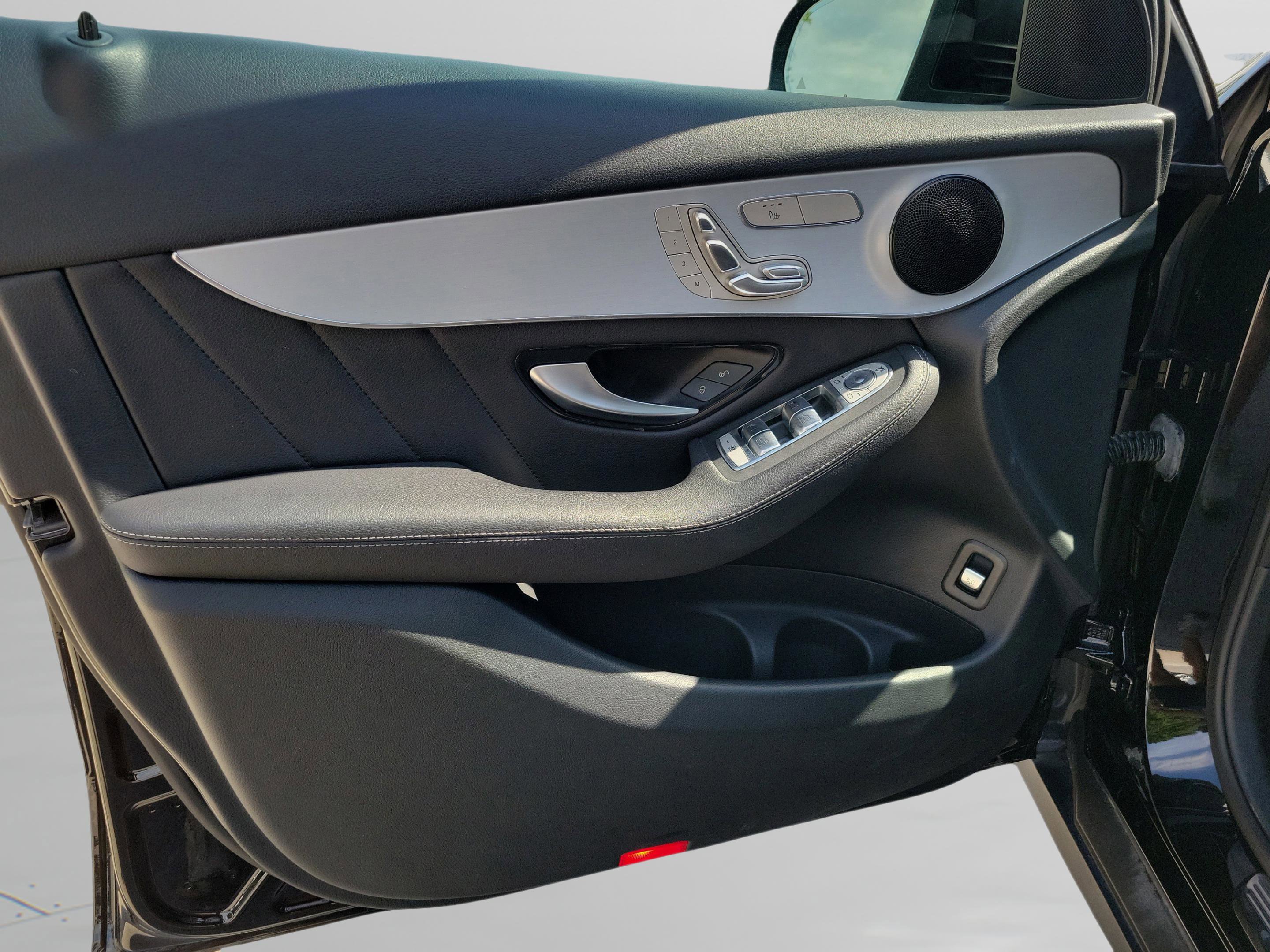 Certified 2022 Mercedes-Benz GLC 300 image 15