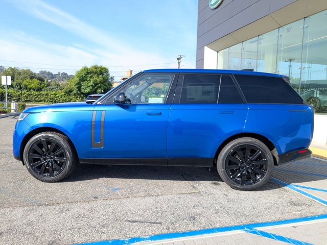 New 2026 Land Rover Range Rover SE image 5