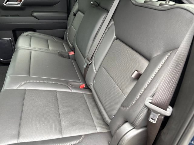 Used 2023 GMC Sierra 1500 Denali w/ Denali Reserve Package AWD/4WD image 11