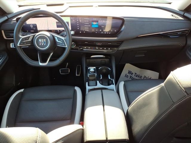 Used 2025 Buick Envision Sport Touring image 12