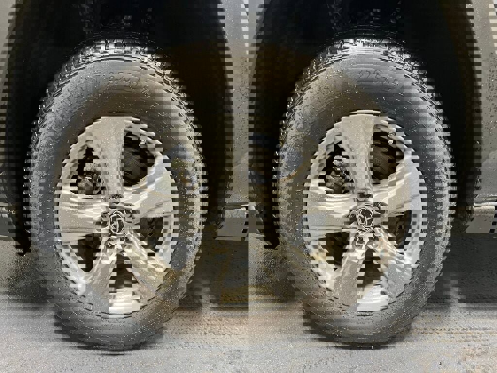 Used 2024 Toyota RAV4 LE image 15