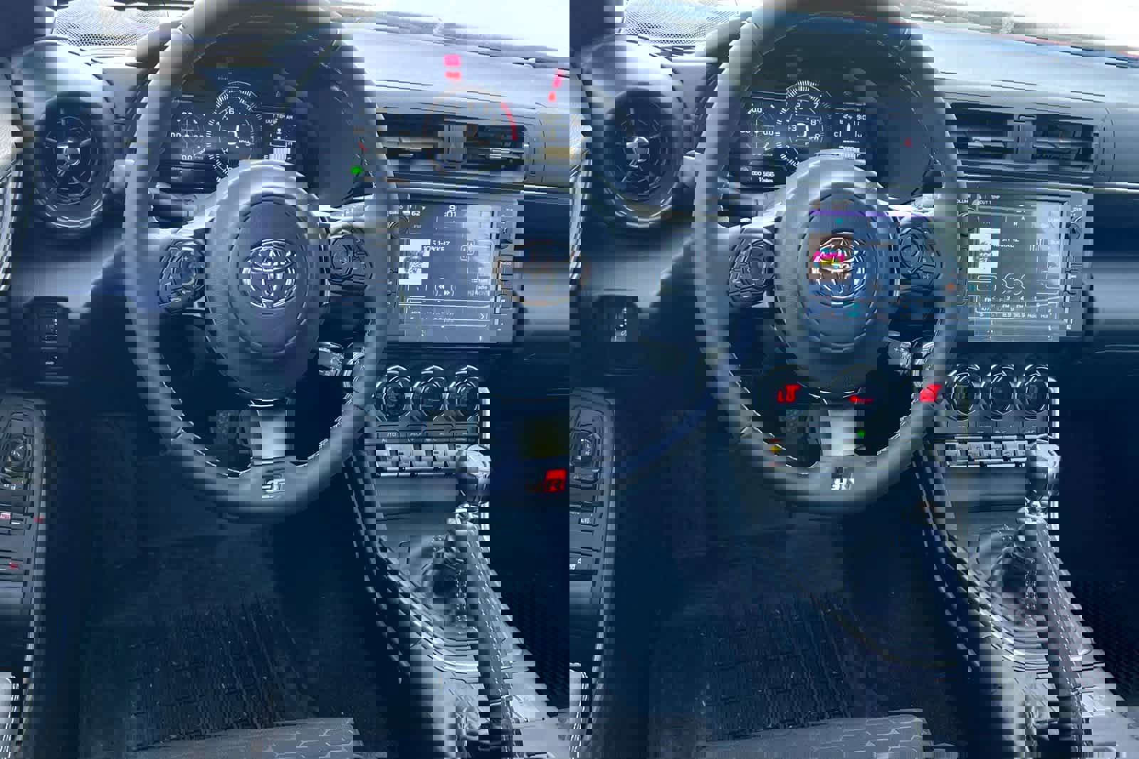 Used 2025 Toyota GR86 w/ ALL Weather Mat Package (TMS) image 14