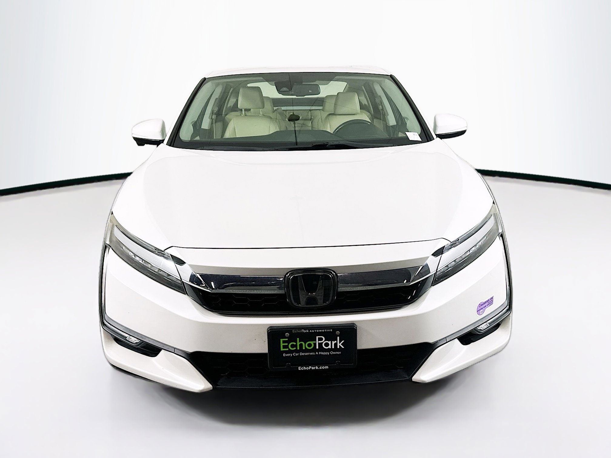 Used 2019 Honda Clarity Touring image 2