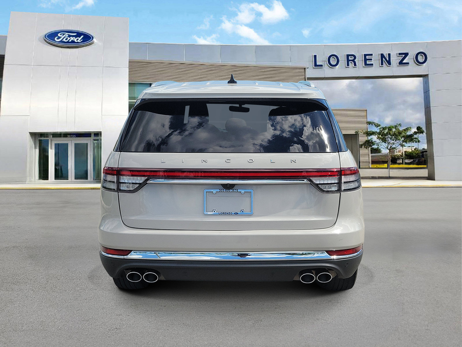 Used 2023 Lincoln Aviator Reserve w/ Elements Package Plus RWD image 6