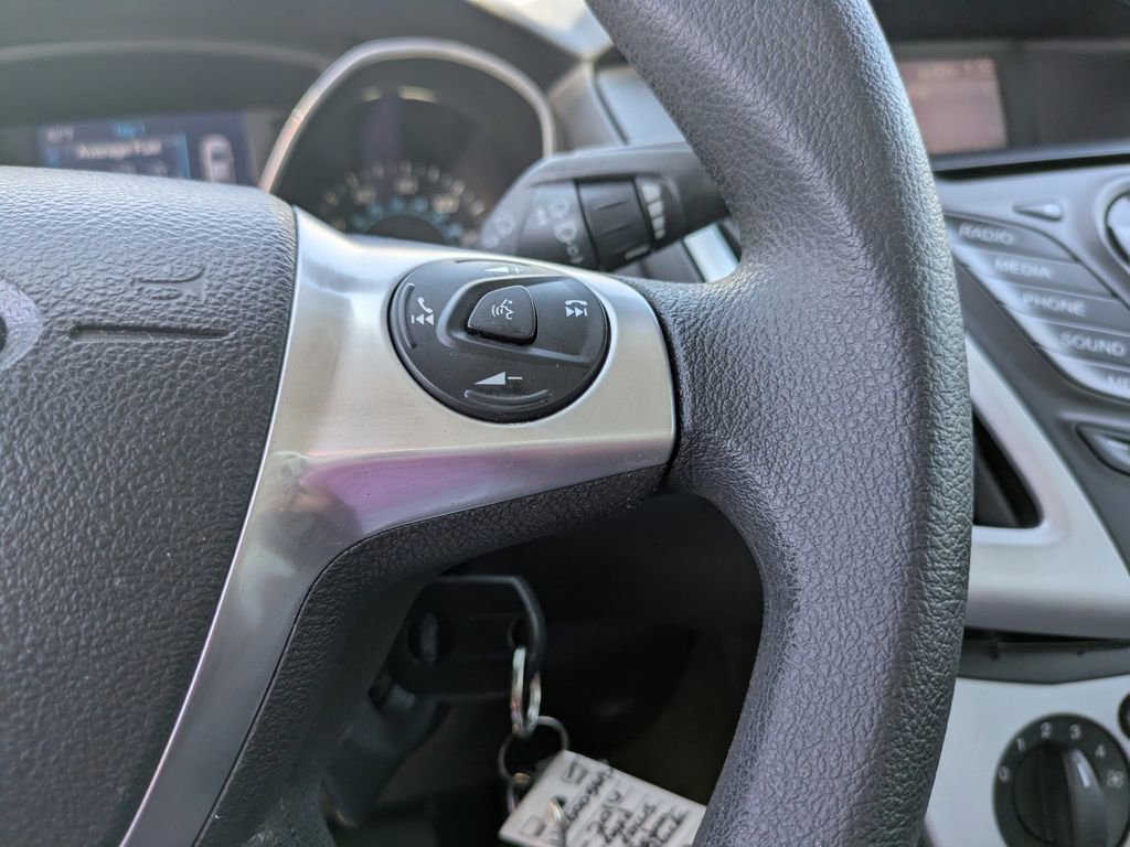 Used 2014 Ford Focus SE w/ SE Winter Package image 23