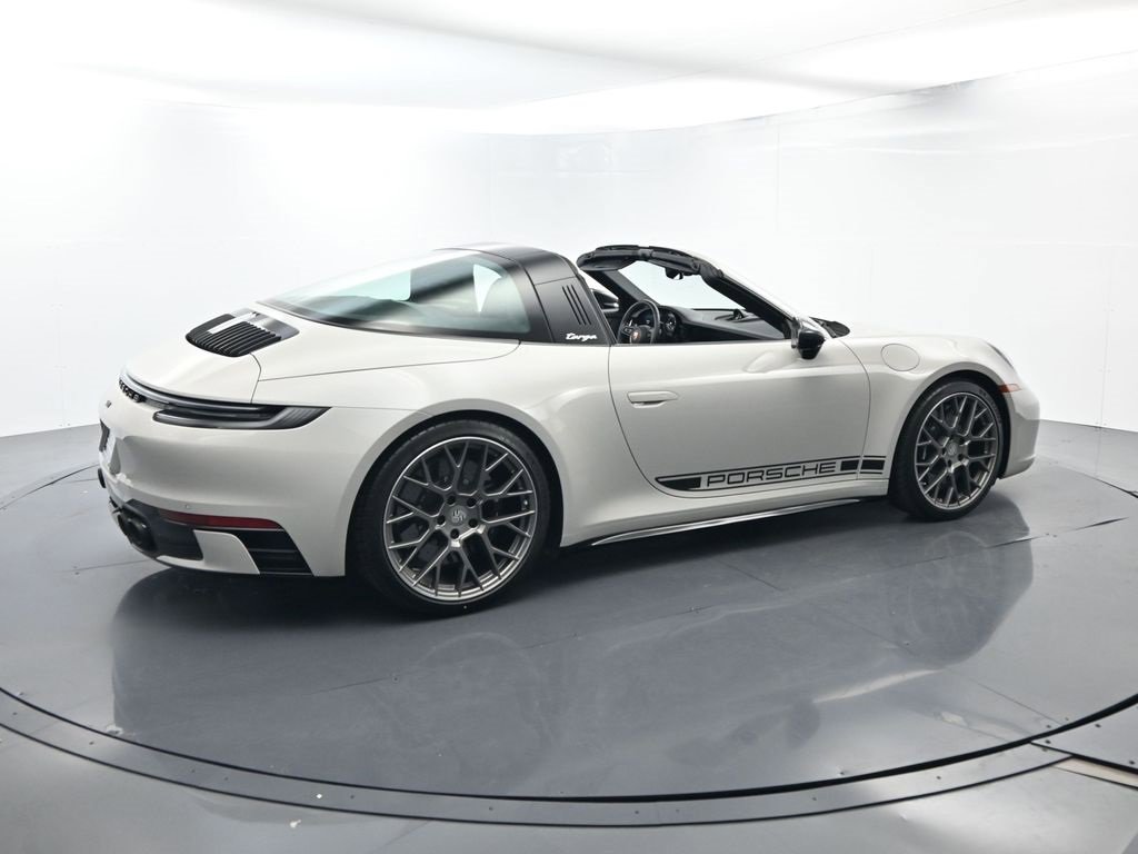 Used 2024 Porsche 911 Targa 4S image 3