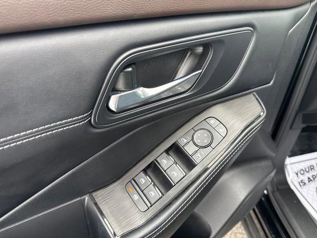 Certified 2023 Nissan Rogue SV w/ SV Premium B Package image 24