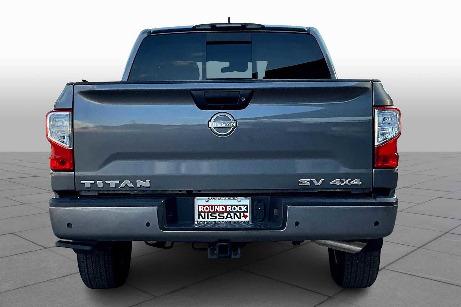Used 2024 Nissan Titan SV w/ Accessory Utility Package image 7