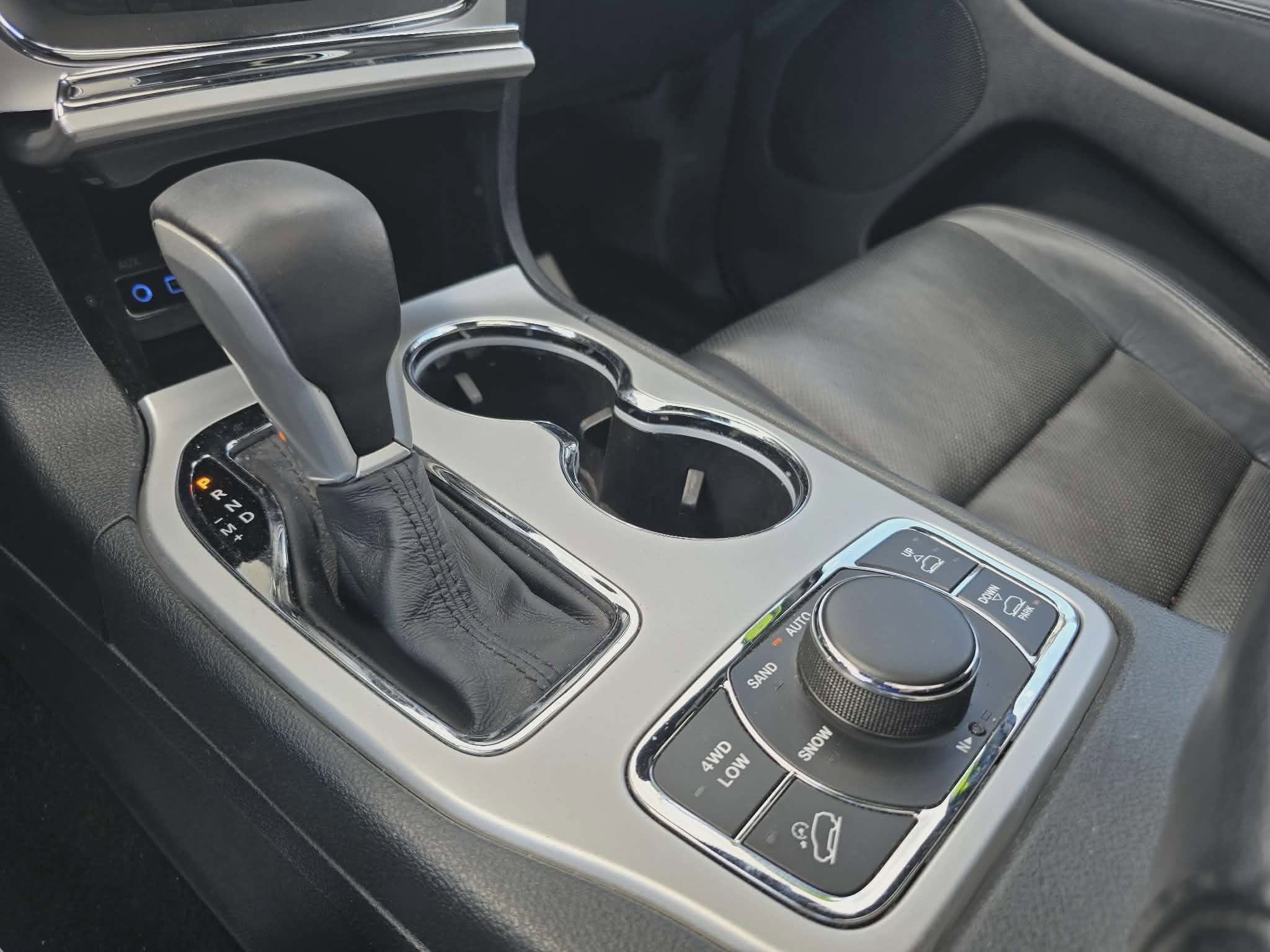 Used 2016 Jeep Grand Cherokee High Altitude AWD/4WD image 26