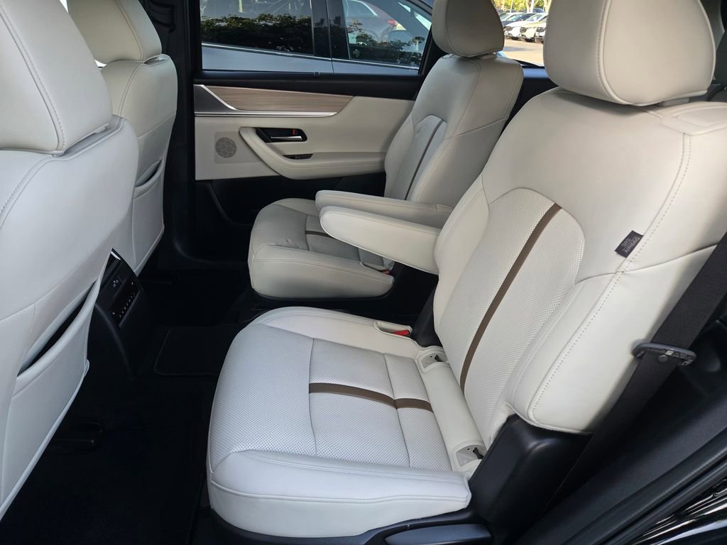 Certified 2025 MAZDA CX-90 3.3 Turbo w/ Premium Plus Pkg AWD/4WD image 12
