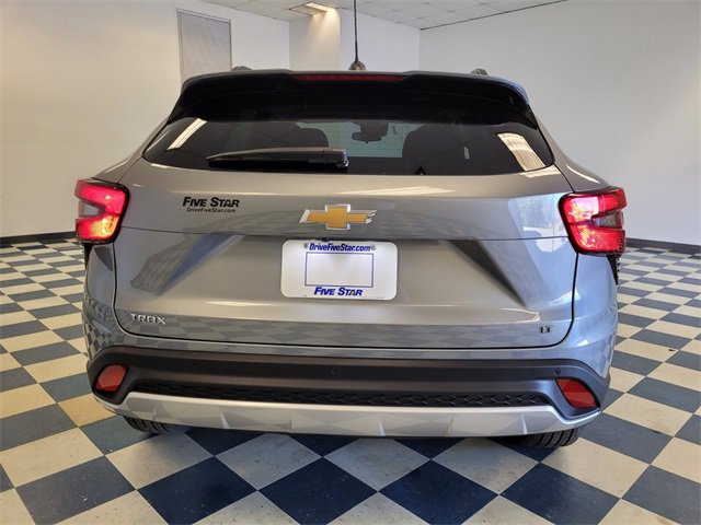 New 2026 Chevrolet Trax LT w/ Driver Confidence Package image 6