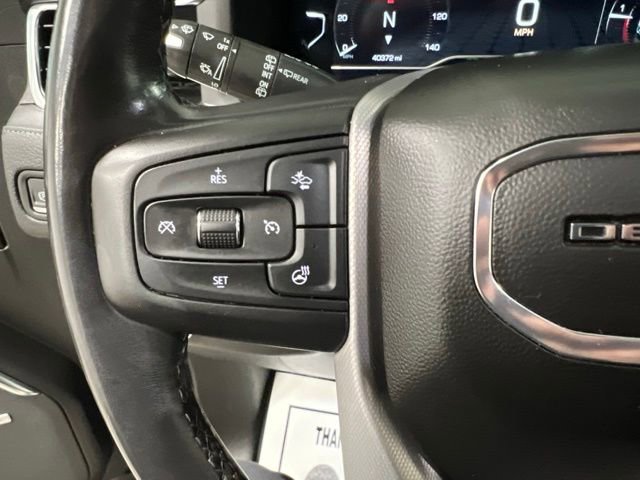Used 2022 GMC Yukon XL Denali image 30