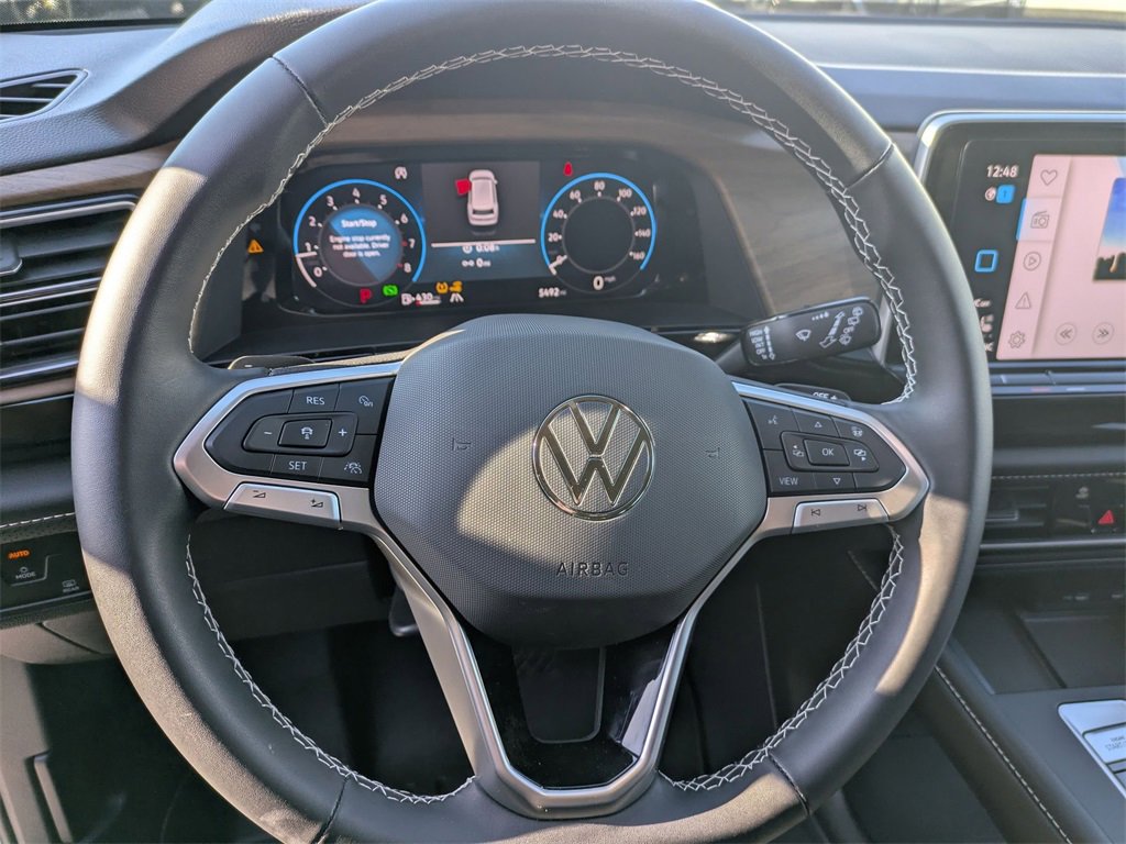 Used 2024 Volkswagen Atlas SE image 17