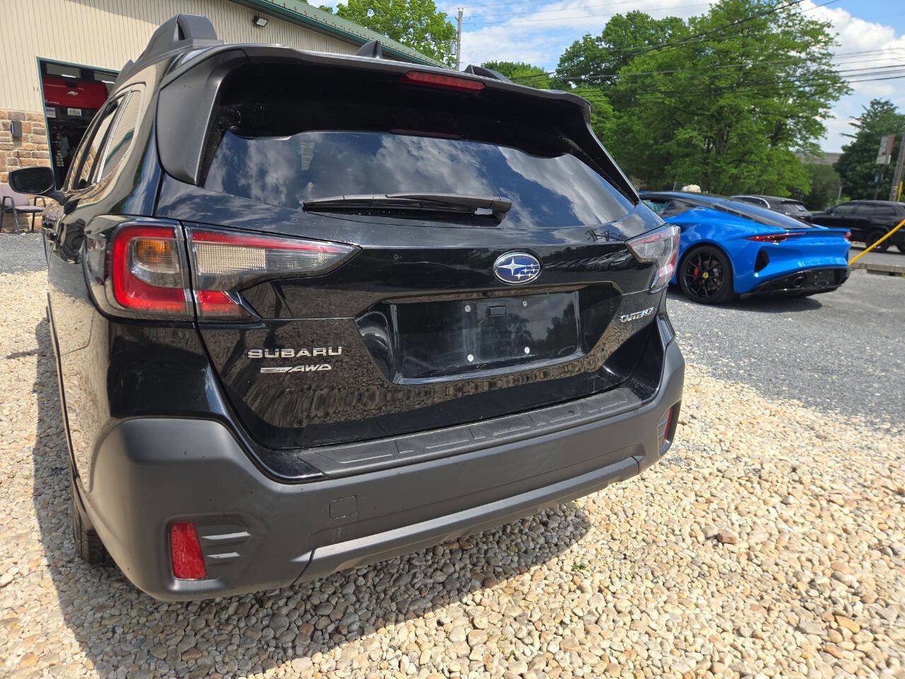 Used 2022 Subaru Outback Premium AWD/4WD image 5