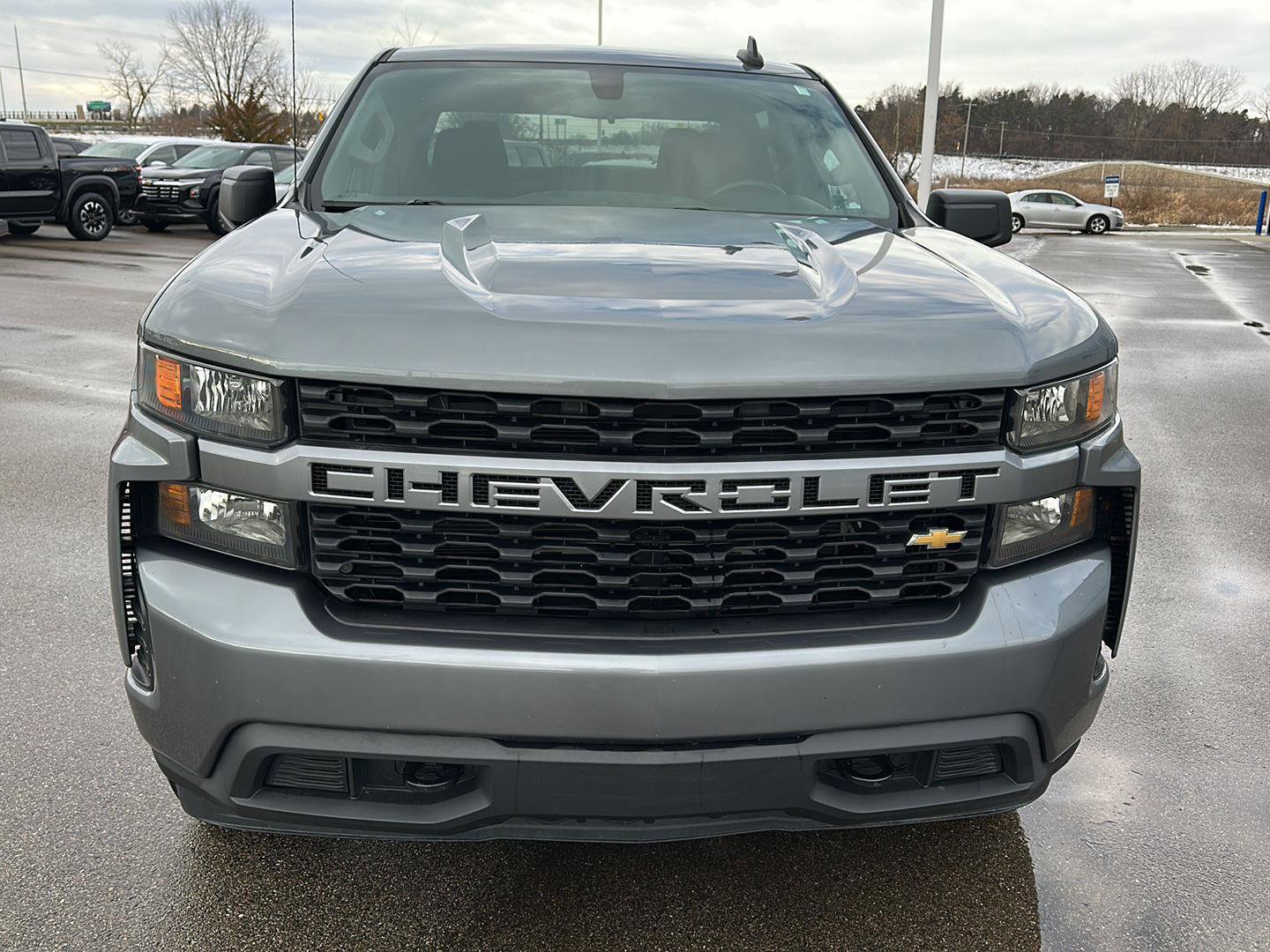 Used 2020 Chevrolet Silverado 1500 Custom w/ Custom Value Package image 10