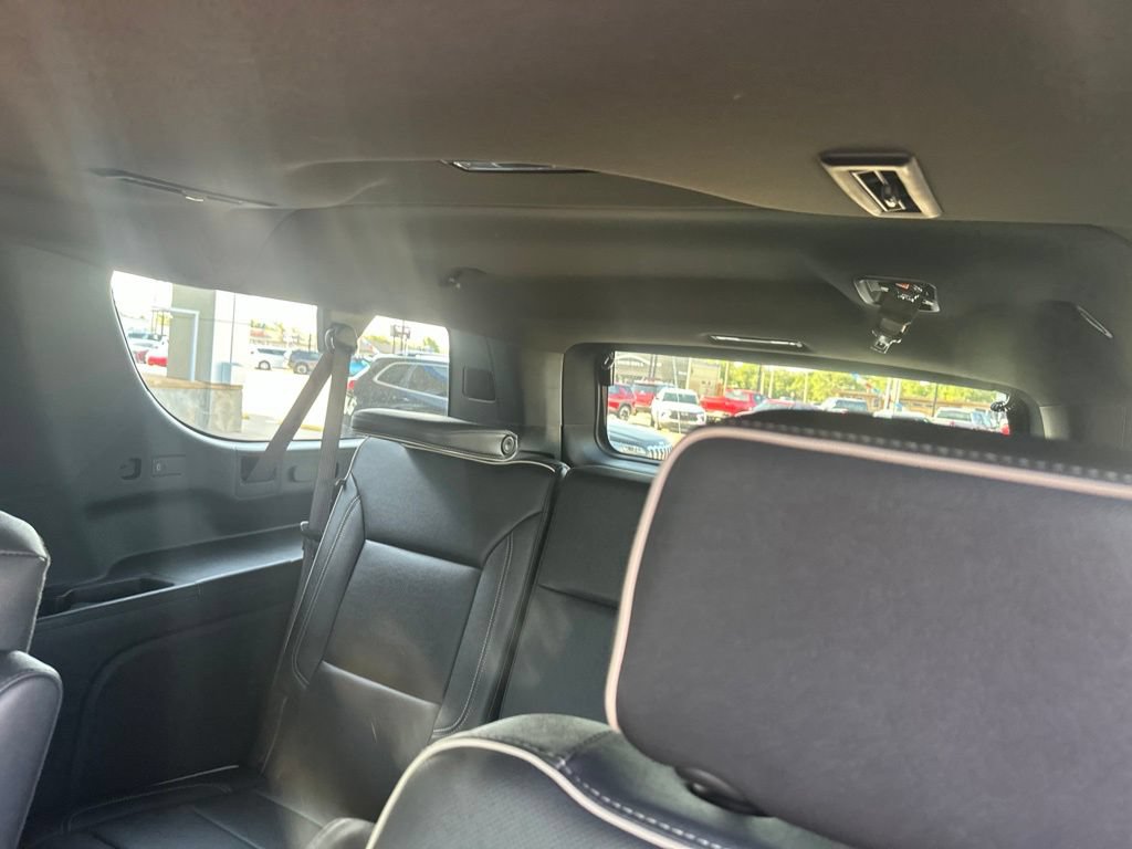 Used 2025 GMC Yukon XL Elevation w/ Technology Package AWD/4WD image 30