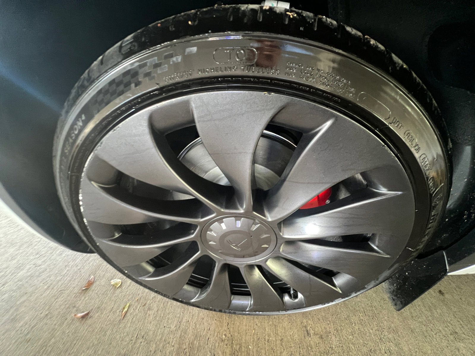 Used 2022 Tesla Model Y Performance image 27