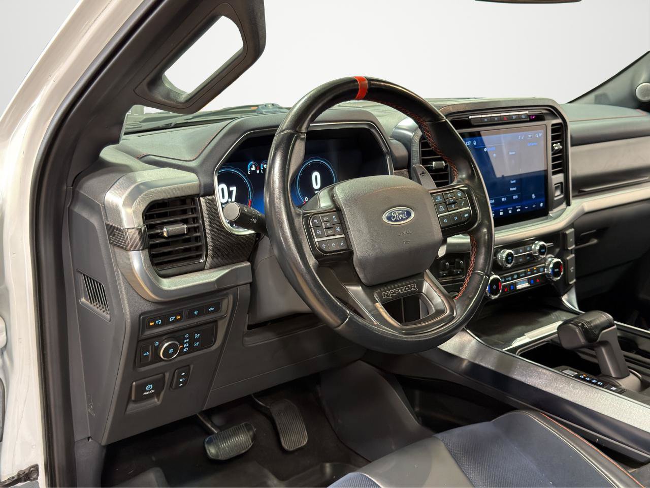 Used 2022 Ford F150 Raptor w/ Equipment Group 801A High AWD/4WD image 17