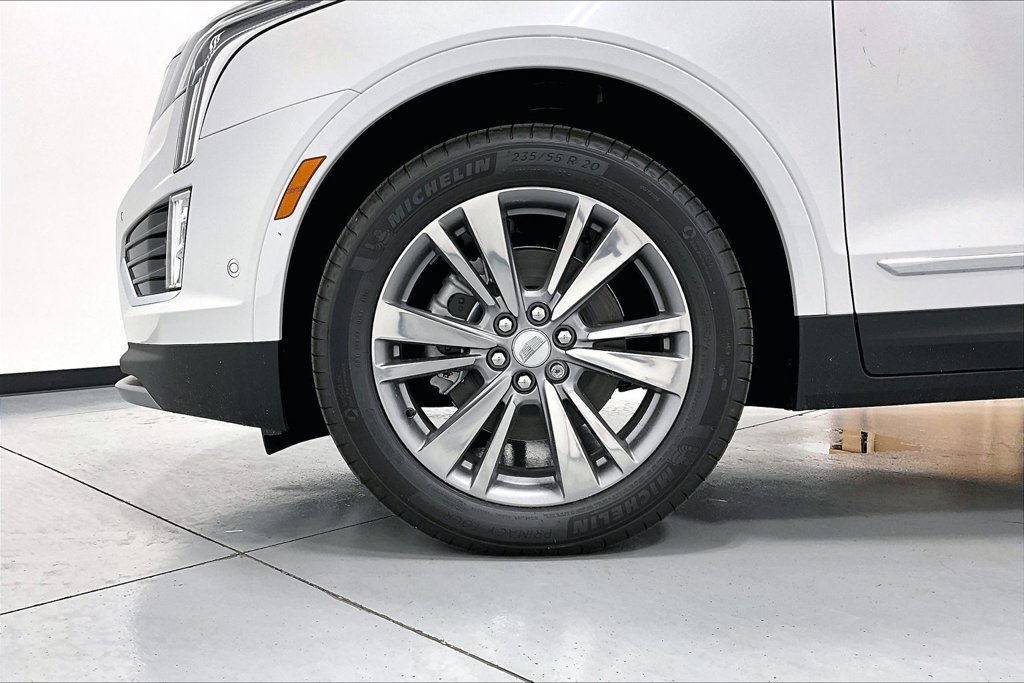 New 2026 Cadillac XT5 Premium Luxury w/ Driver Assist Package FWD image 30