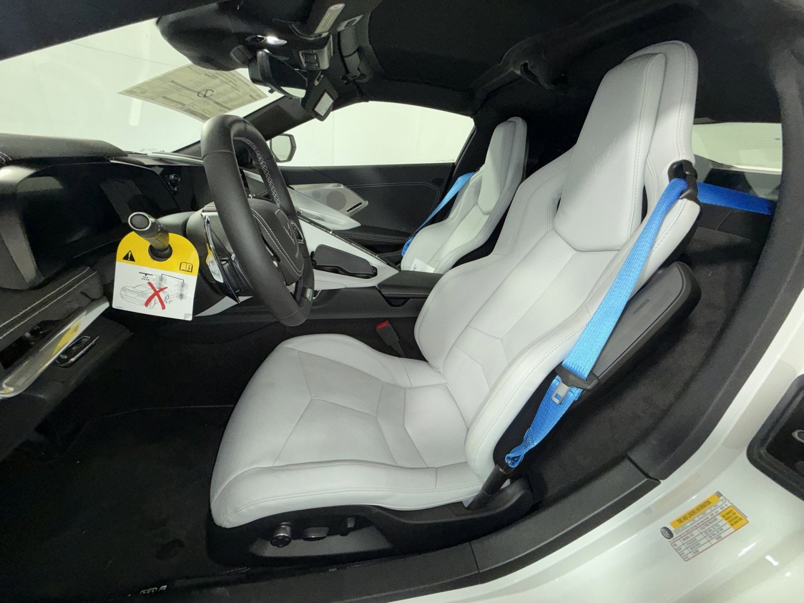 New 2025 Chevrolet Corvette E-Ray w/ ZER Performance Package image 13