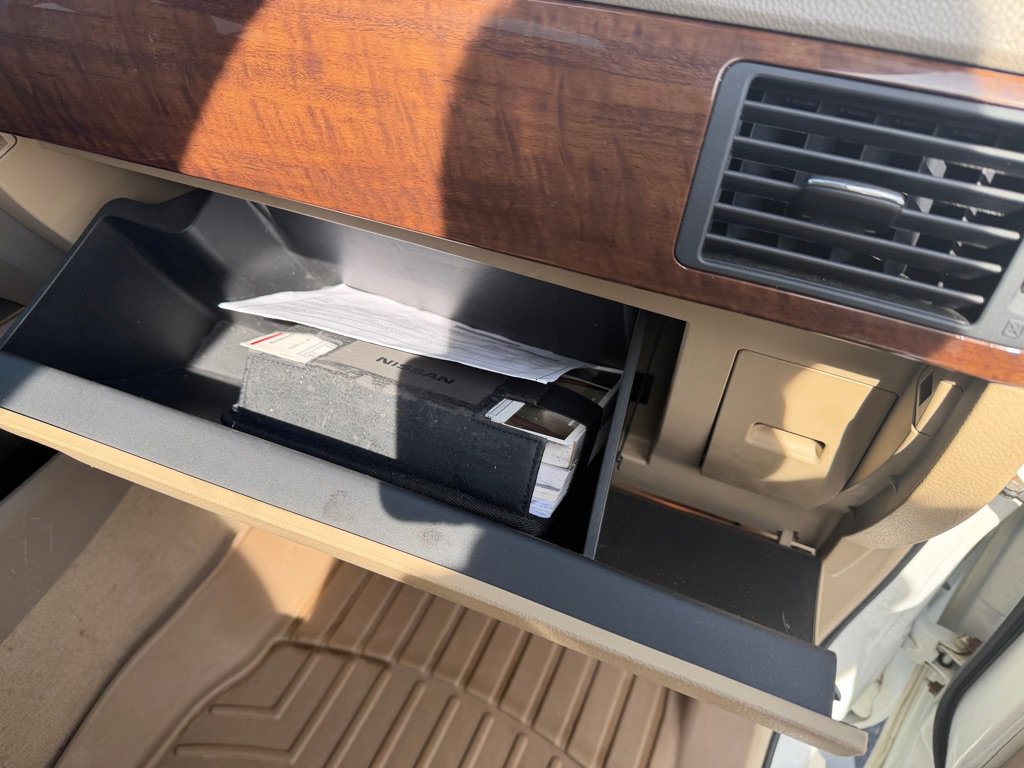 Used 2011 Nissan Armada Platinum w/ 2nd Row Captain Seat Pkg image 28