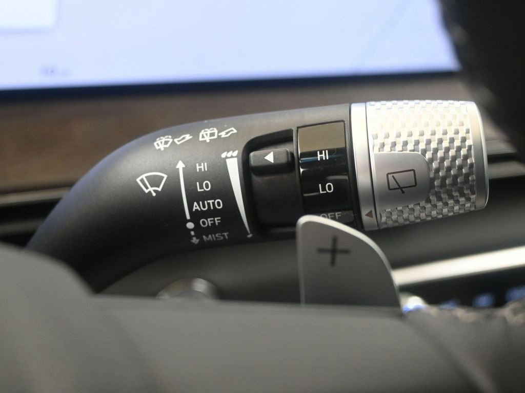 New 2025 Genesis GV80 2.5T Prestige image 28