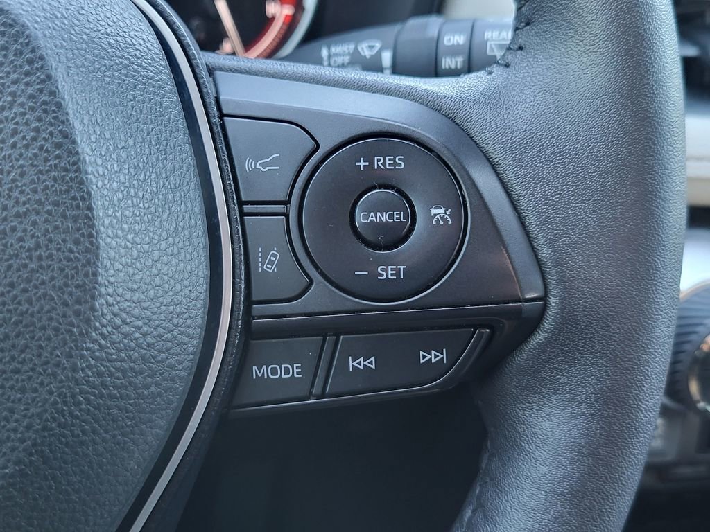 Used 2024 Toyota RAV4 XLE image 23