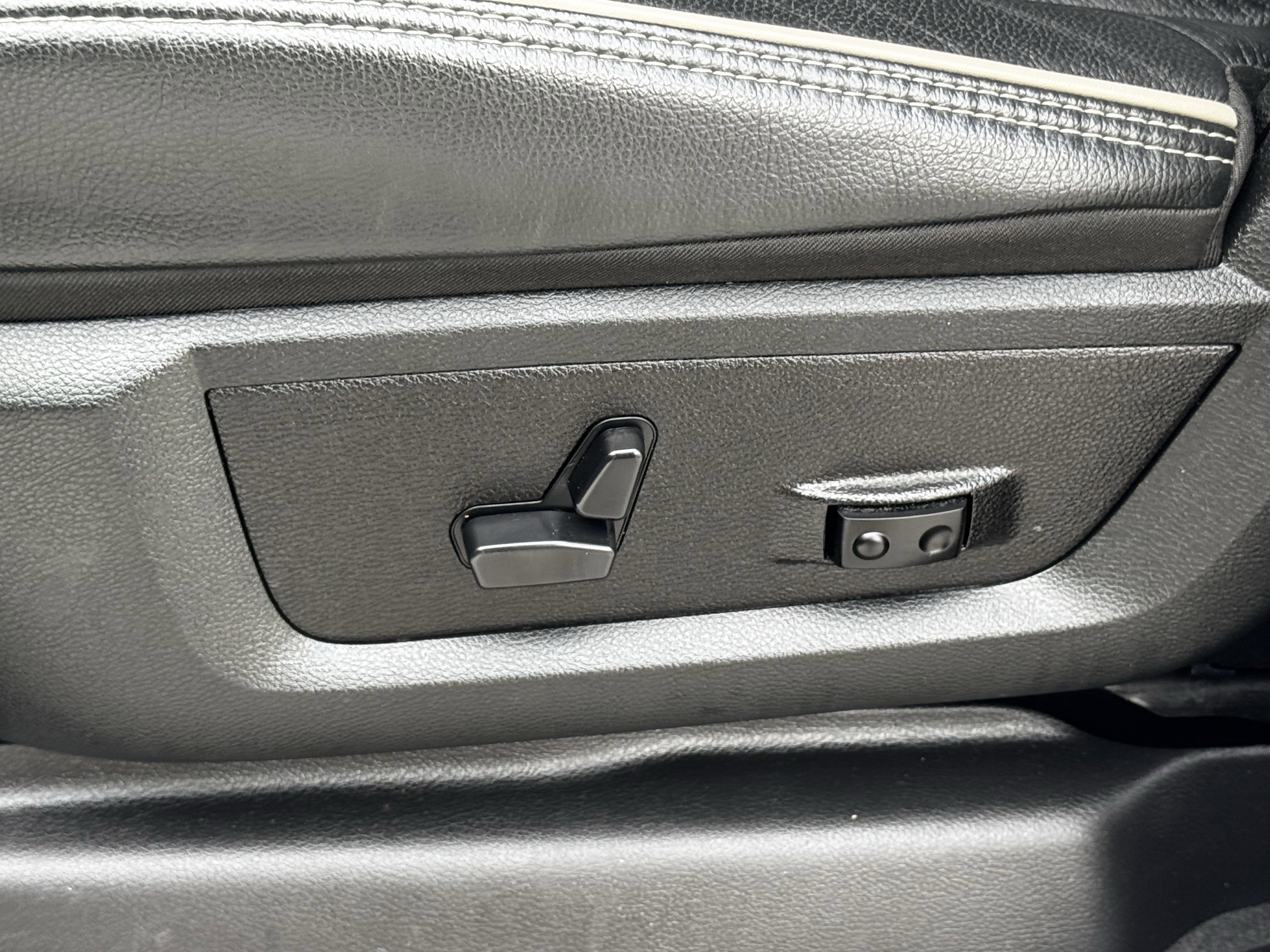 Used 2024 RAM 2500 Laramie image 29