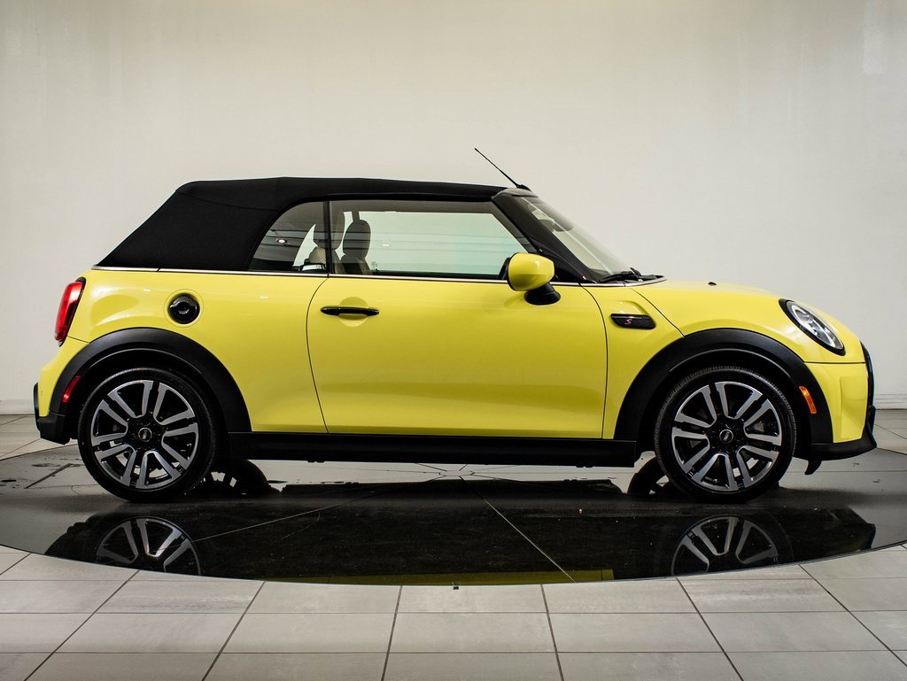 Used 2023 MINI Cooper S w/ Signature Upholstery Package image 12