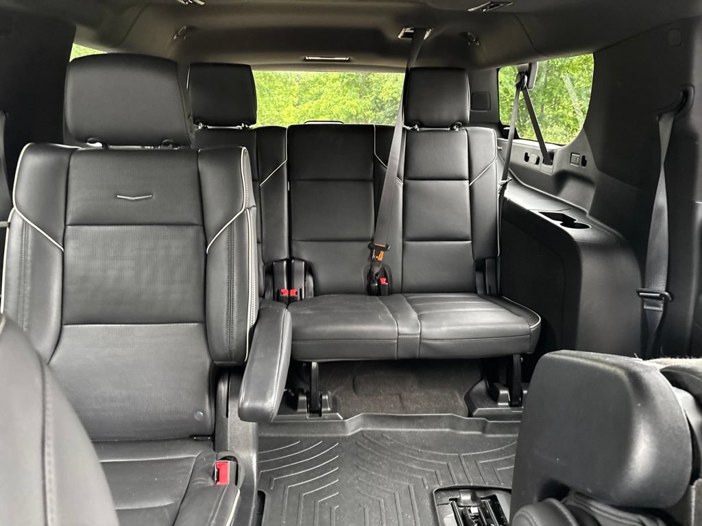 Used 2022 Cadillac Escalade ESV Premium Luxury AWD/4WD image 10