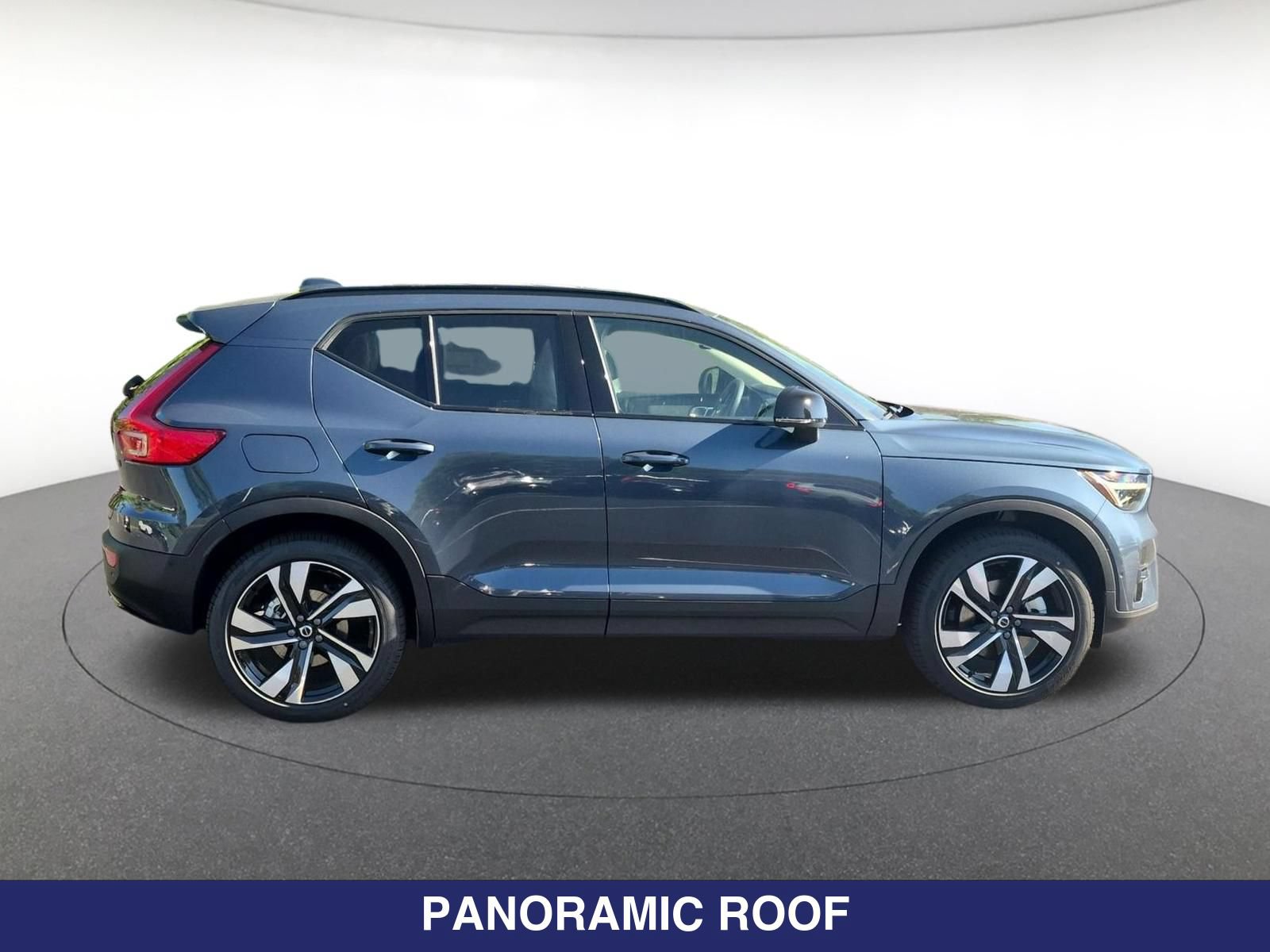 New 2026 Volvo XC40 B5 Ultra w/ Protection Package Premier AWD/4WD image 5