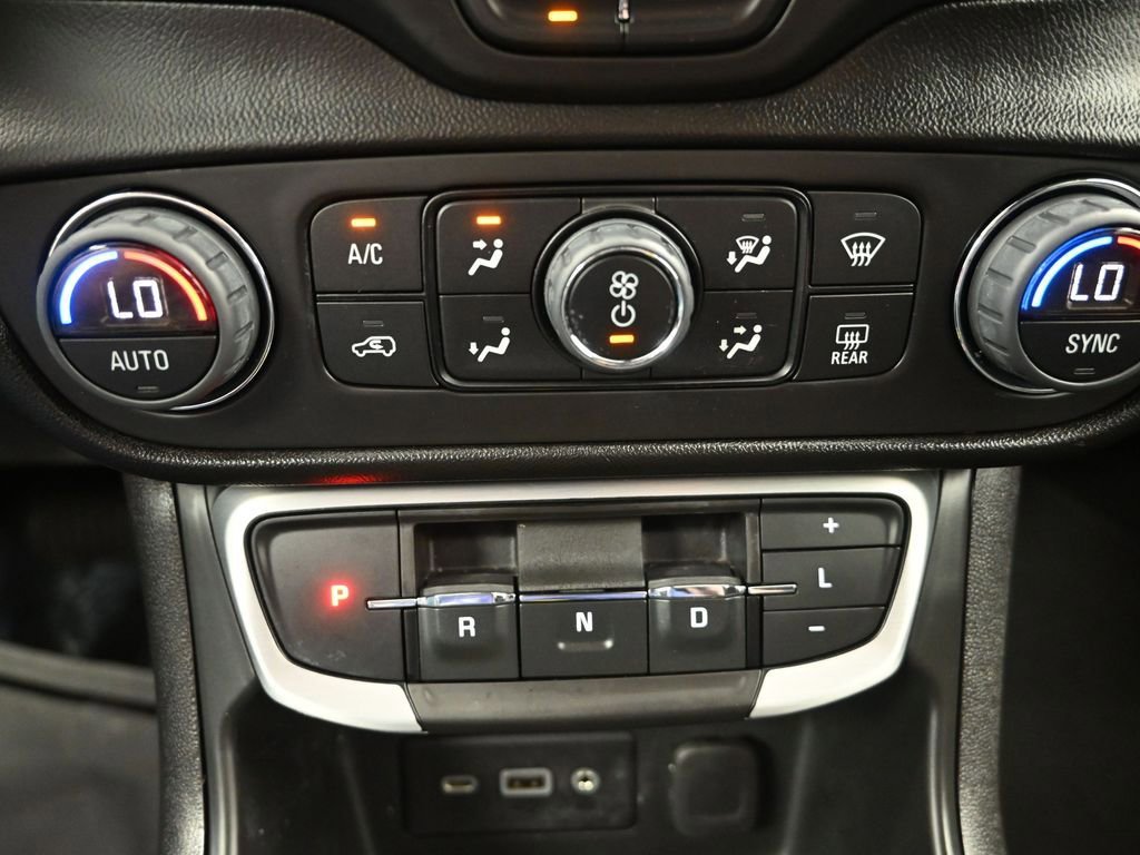 Used 2023 GMC Terrain SLE w/ Driver Convenience Package AWD/4WD image 21