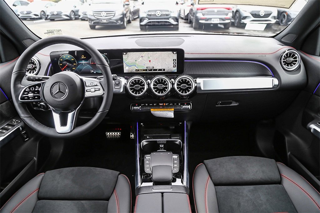 Used 2023 Mercedes-Benz EQB 350 4MATIC SUV image 12