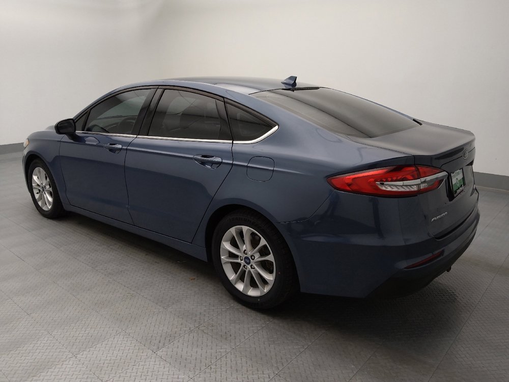 Used 2019 Ford Fusion SE FWD image 3
