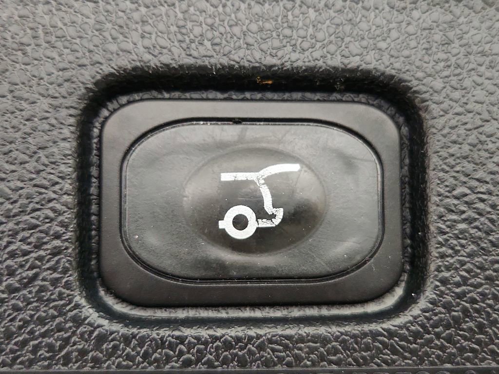 Used 2019 Ford Explorer Limited w/ Equipment Group 301A image 40