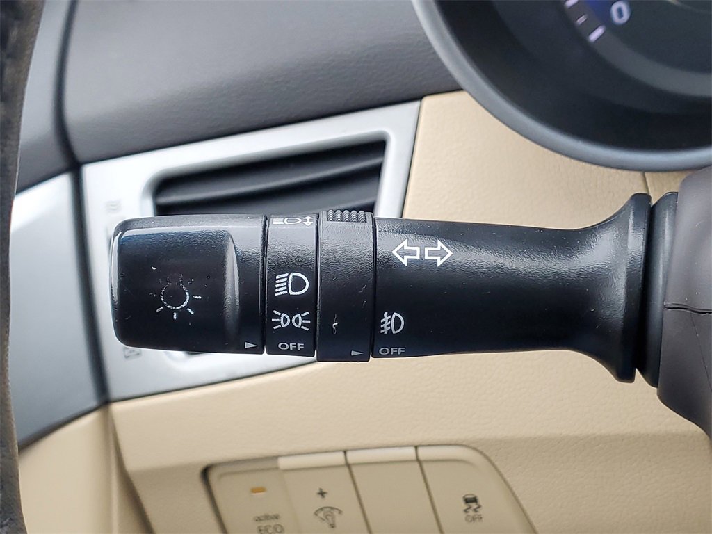 Used 2012 Hyundai Elantra Limited image 19