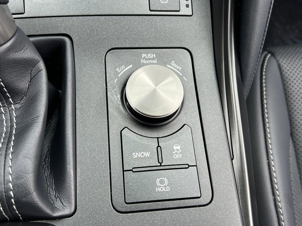 Certified 2023 Lexus IS 350 F Sport image 29