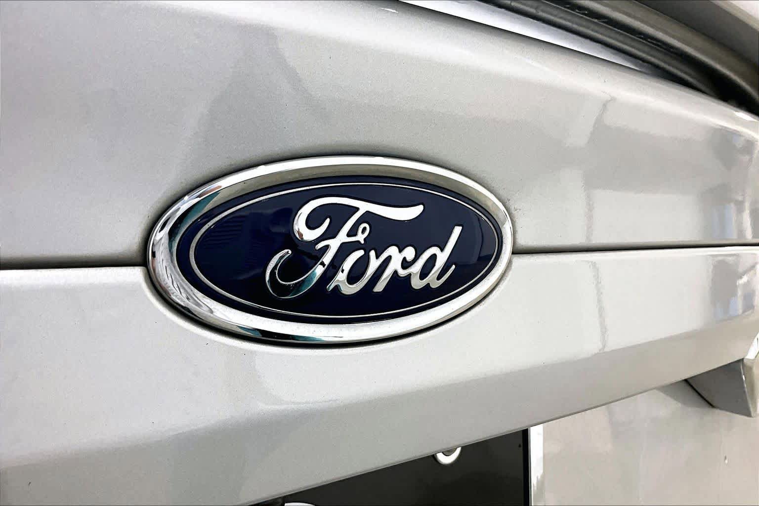 Used 2019 Ford Fusion Titanium FWD image 30