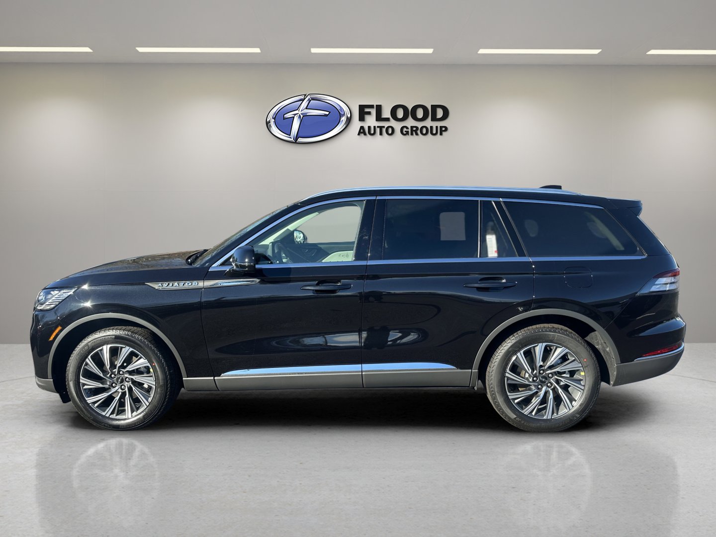 New 2026 Lincoln Aviator Premiere image 4