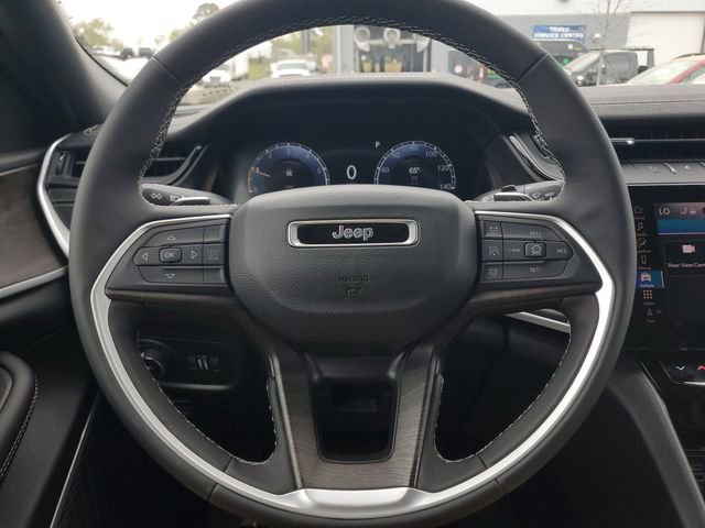 New 2026 Jeep Grand Cherokee Limited RWD image 24