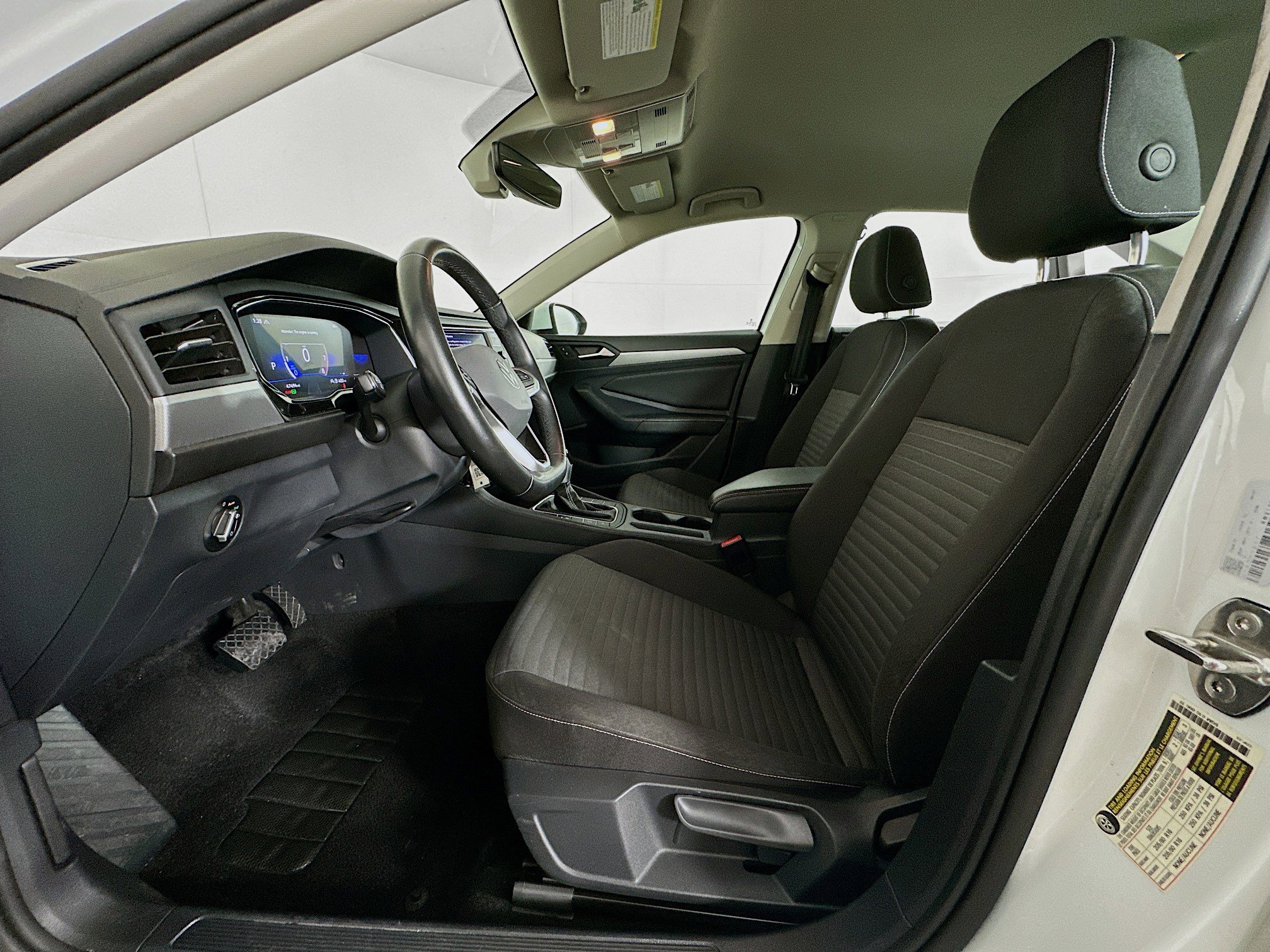 Used 2024 Volkswagen Jetta S image 13