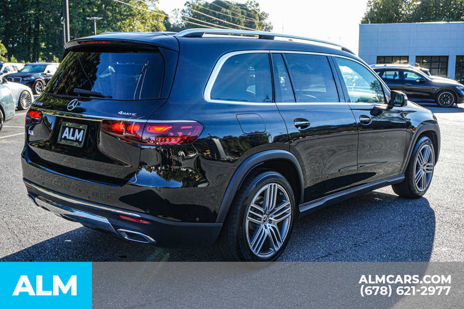 Used 2025 Mercedes-Benz GLS 450 4MATIC image 5