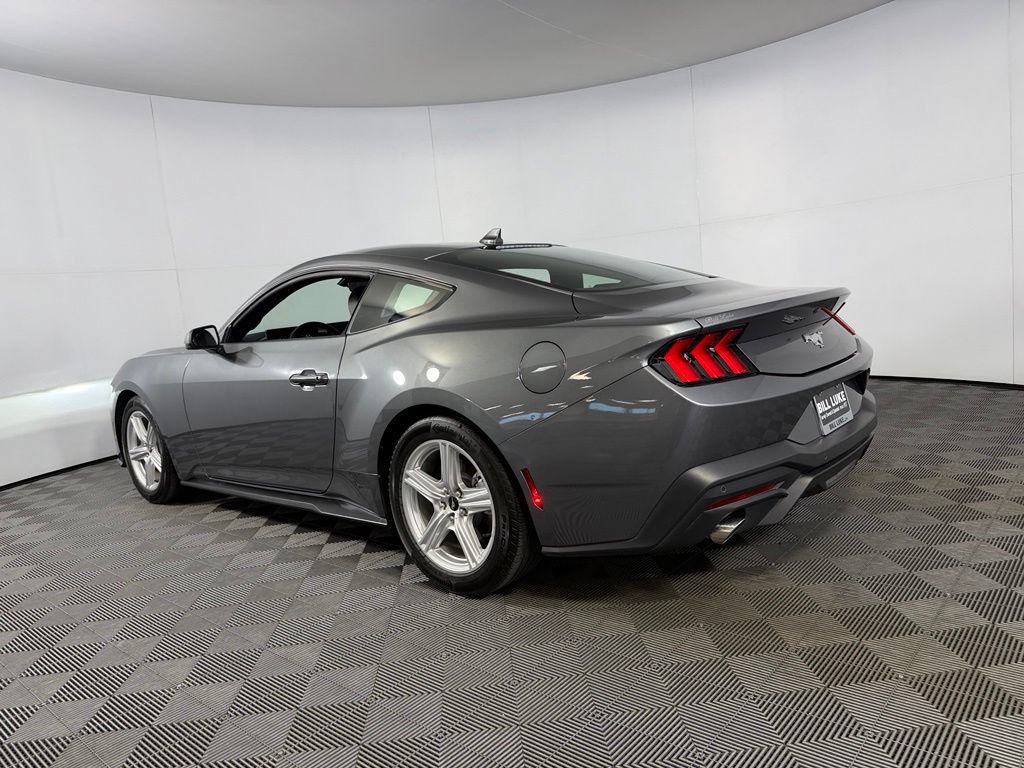 Used 2026 Ford Mustang Premium RWD image 9