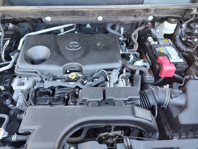 Used 2019 Toyota RAV4 XLE Premium FWD image 32
