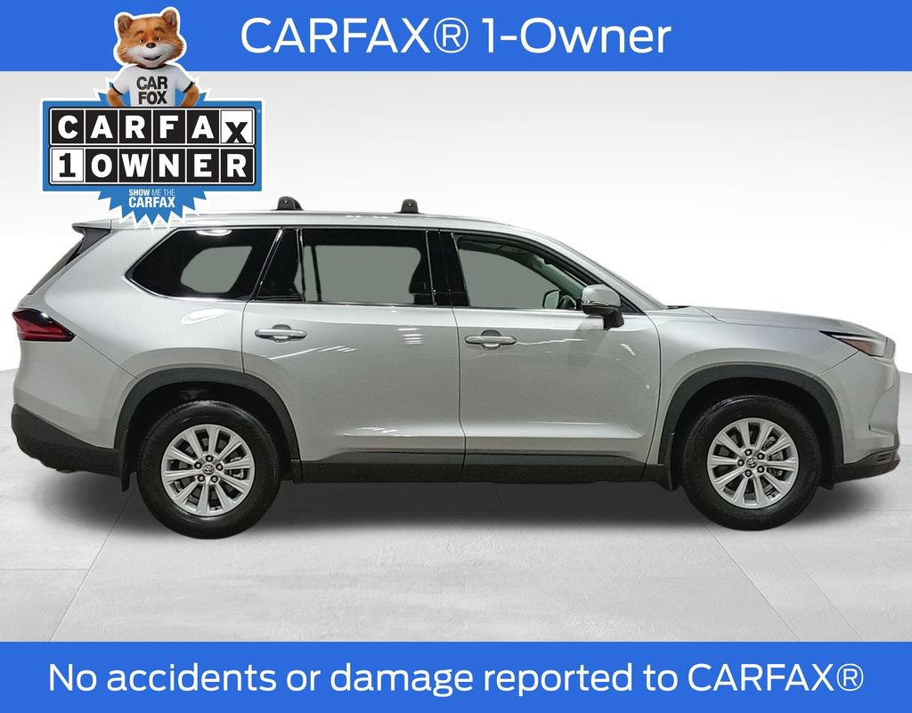 Used 2025 Toyota Grand Highlander AWD image 2