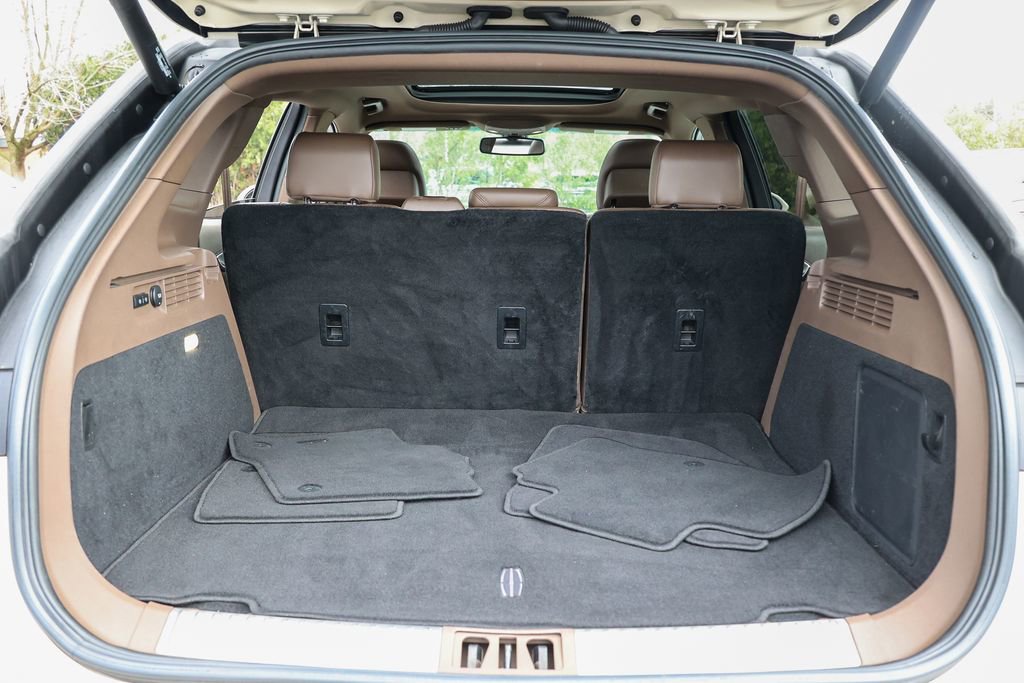 Used 2016 Lincoln MKX Reserve w/ Climate Package image 32