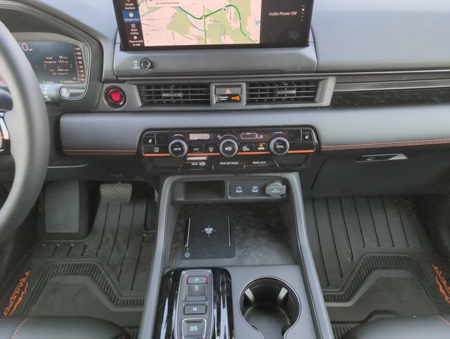 Used 2026 Honda Pilot TrailSport image 23