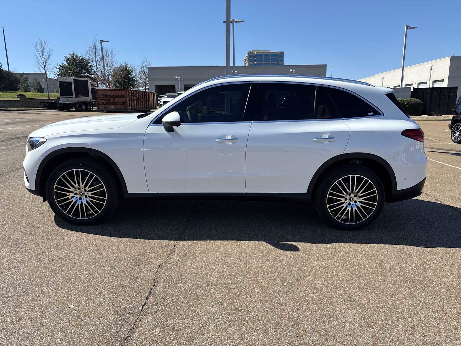 New 2026 Mercedes-Benz GLC 300 image 3