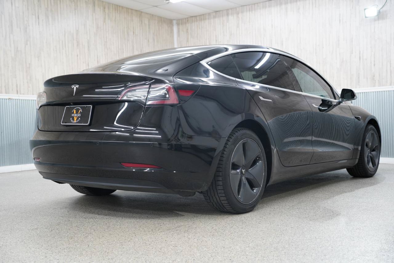 Used 2020 Tesla Model 3 Standard Range Plus RWD image 10