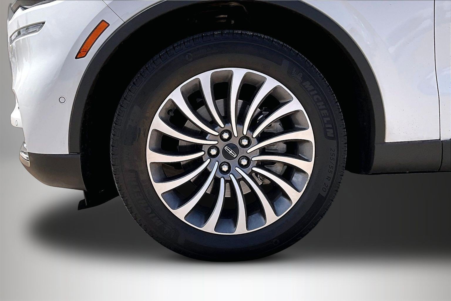 Used 2022 Lincoln Aviator Reserve w/ Equipment Group 201A AWD/4WD image 33
